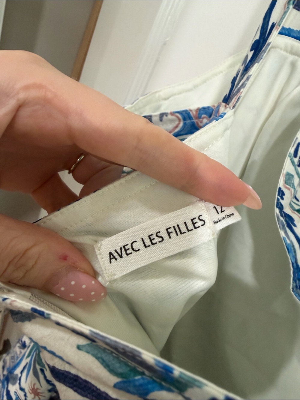 Avec Les Filles Blue and Cream Floral Print Midi Dress - Picture 5 of 5
